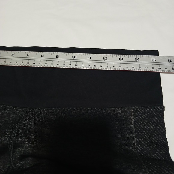 Athleta Leggings High Rise Athletic Workout Heathered Black Gray L‎ - Picture 4 of 5